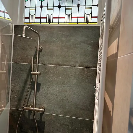 Pur Sang - Sfeervol Verblijven Aan De Waal In Hartje *